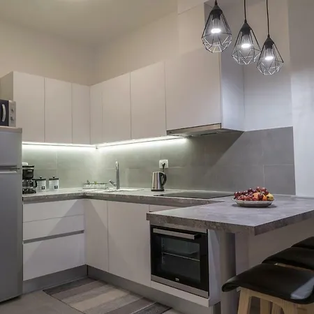 Apartment 4 You *